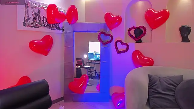 AmaliaCrus online show from February 13, 8:42 pm