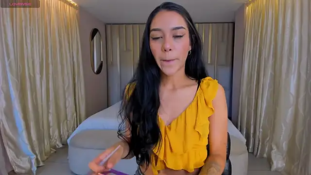 AmaliaCrus online show from January 5, 8:12 pm