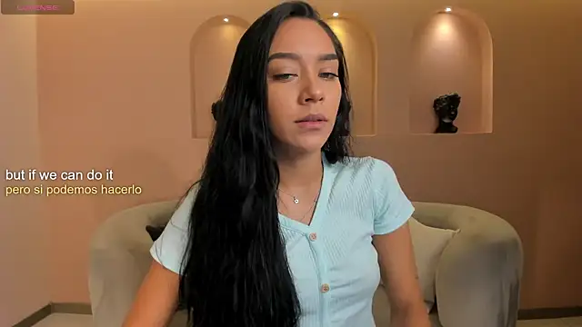 Snapshot of AmaliaCrus chatting on April 28, 8:13 pm AmaliaCrus online show from April 28, 8:13 pm