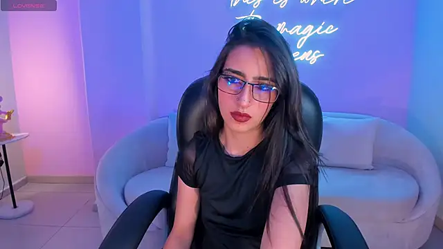 LarisaSmirnov online show from October 15, 4:33 am