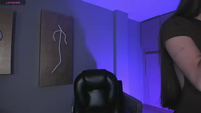 MaiaCollins online show from October 31, 7:10 pm