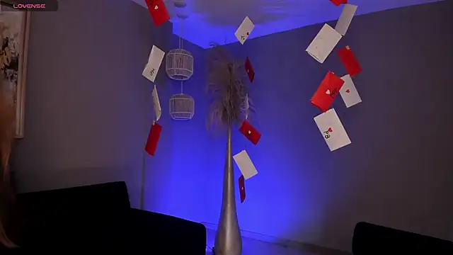 Snapshot of MaiaCollins chatting on February 13, 7:58 pm MaiaCollins online show from February 13, 7:58 pm