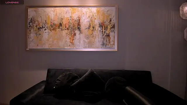 MaiaCollins online show from March 24, 6:30 pm