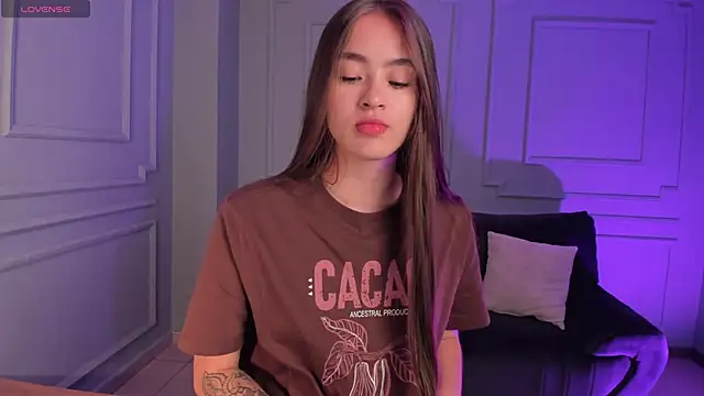 MaiaCollins online show from November 18, 6:33 pm