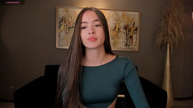 MaiaCollins online show from September 26, 6:15 pm