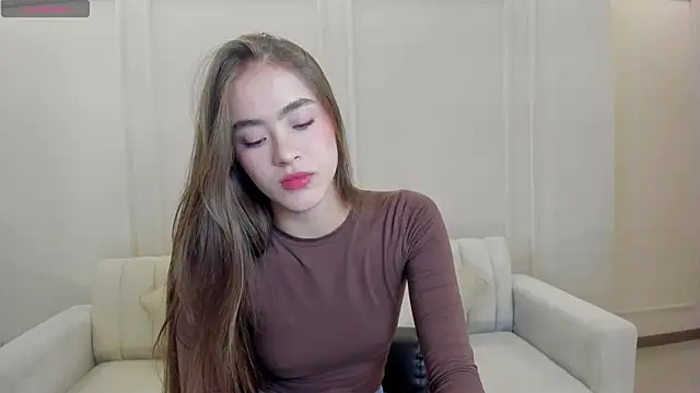 MaiaCollins online show from March 25, 5:34 pm