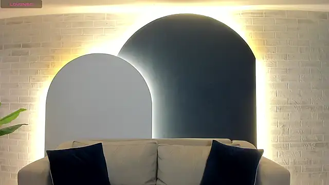 MaiaCollins online show from December 19, 6:54 pm