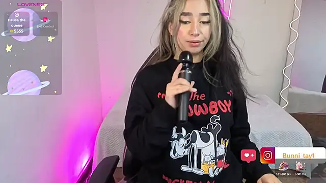 Malory tay1 online show from November 13, 7:07 pm