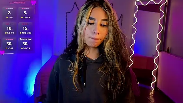 Malory tay1 online show from October 23, 7:23 pm