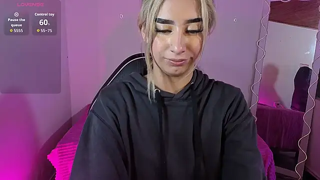 Malory tay1 online show from November 20, 7:14 pm