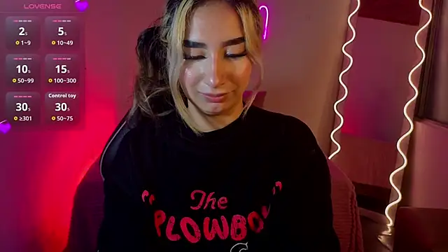 Malory tay1 online show from October 24, 7:13 pm