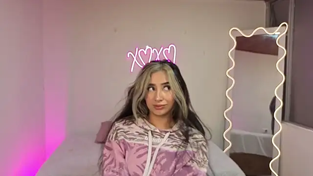 Malory tay1 online show from November 14, 11:47 am