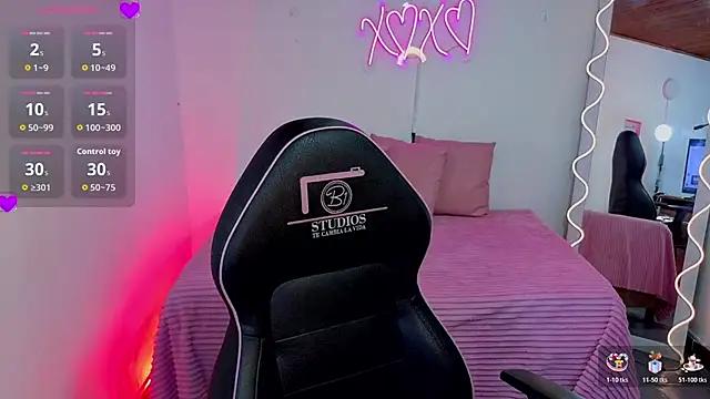 Malory tay1 online show from October 31, 5:31 pm