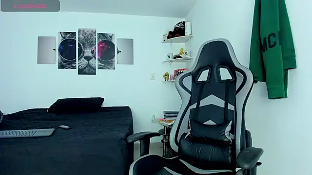 Snapshot of jackdeliciusdick chatting on February 14, 12:16 pm jackdeliciusdick online show from February 14, 12:16 pm