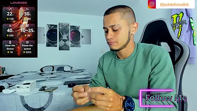 Snapshot of jackdeliciusdick chatting on October 30, 8:34 am jackdeliciusdick online show from October 30, 8:34 am