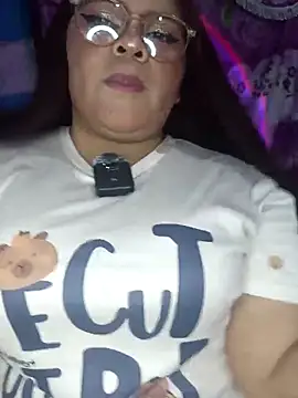 Trilyn25 online show from October 31, 3:03 am