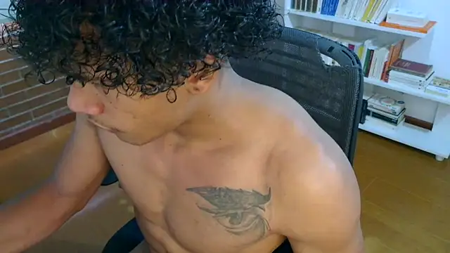 Aronbbc online show from March 4, 2:36 pm