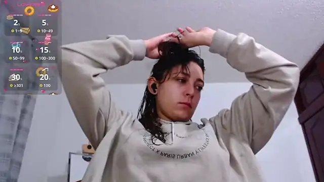 xx chloesex online show from December 23, 12:22 am