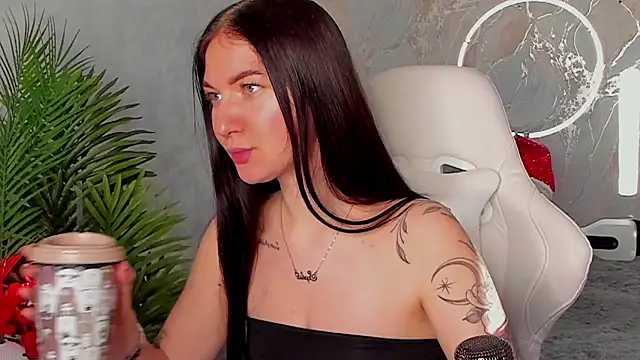 babyisperfect online show from February 3, 3:48 am