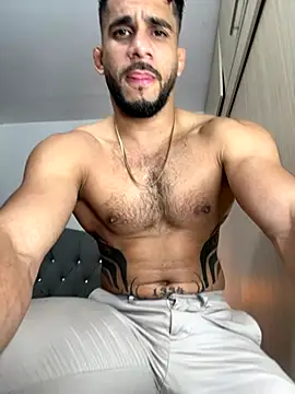 Snapshot of Maximiliano_ford chatting on October 31, 9:06 am Maximiliano ford online show from October 31, 9:06 am