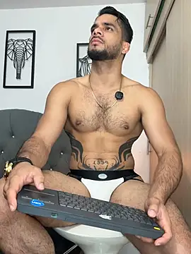 Maximiliano ford online show from January 18, 10:40 am