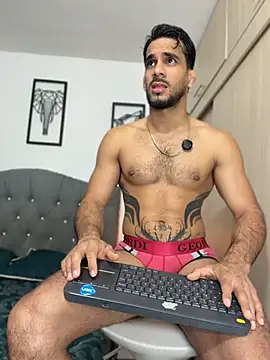 Maximiliano ford online show from July 21, 10:49 am