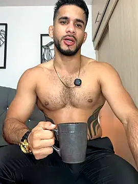 Maximiliano ford online show from December 5, 10:58 am