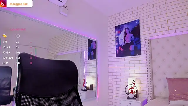 Morggan Fox  online show from March 31, 3:19 am