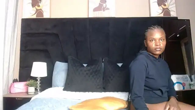 Snapshot of sexdevolxx chatting on June 12, 5:49 am sexdevolxx online show from June 12, 5:49 am