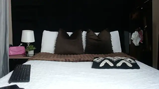 sexdevolxx online show from April 3, 5:14 am