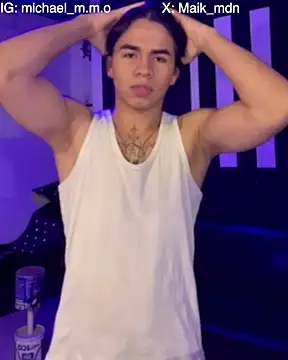 Snapshot of Mao_mdn chatting on February 23, 8:37 am Mao mdn online show from February 23, 8:37 am