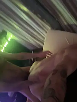 Deix4eupens4r online show from February 16, 8:18 pm