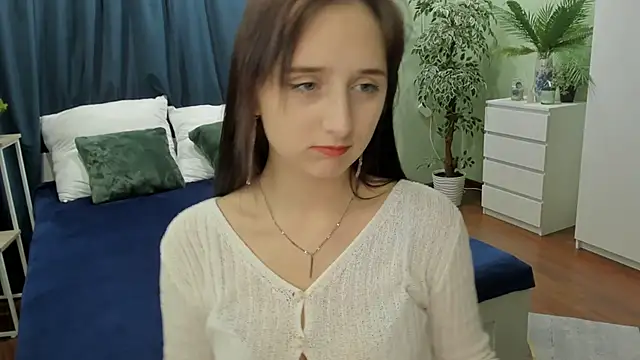 JulietMonli online show from October 1, 3:22 am