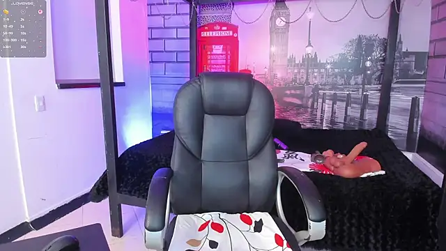 loress ass mature online show from April 8, 6:42 pm