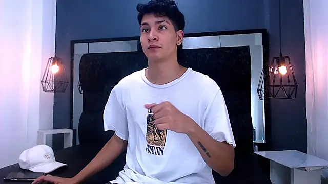 Jhojan twink online show from January 8, 4:29 am