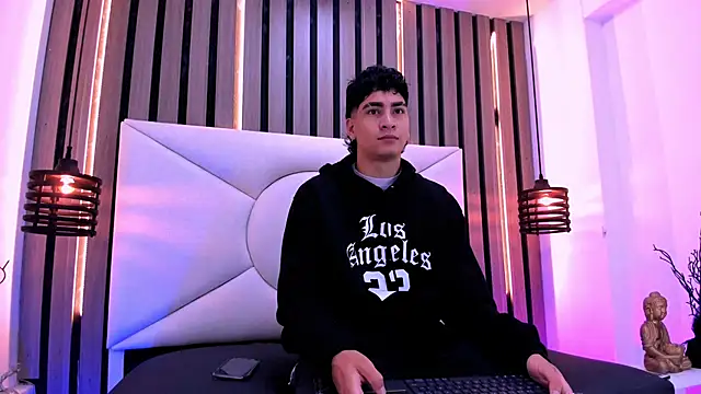 Jhojan twink online show from October 22, 12:04 pm