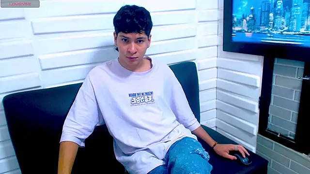 Jhojan twink online show from November 15, 5:06 pm