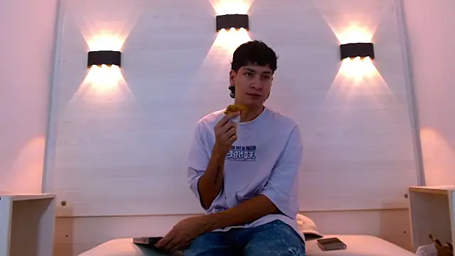 Jhojan twink online show from November 27, 12:16 pm