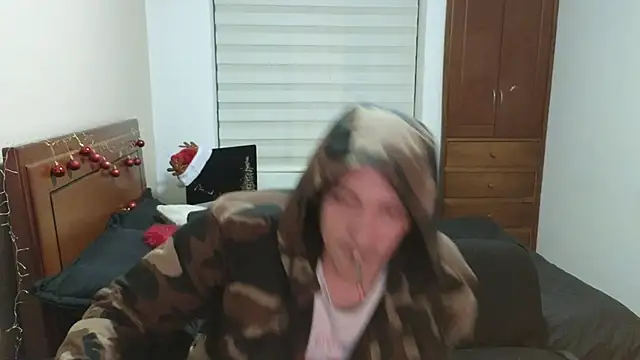 Snapshot of hardaftercum chatting on November 21, 3:27 am hardaftercum online show from November 21, 3:27 am