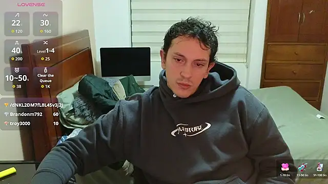 Snapshot of hardaftercum chatting on November 1, 4:52 am hardaftercum online show from November 1, 4:52 am