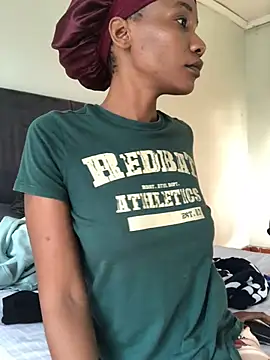 Miss  Mandy online show from April 14, 2:44 pm