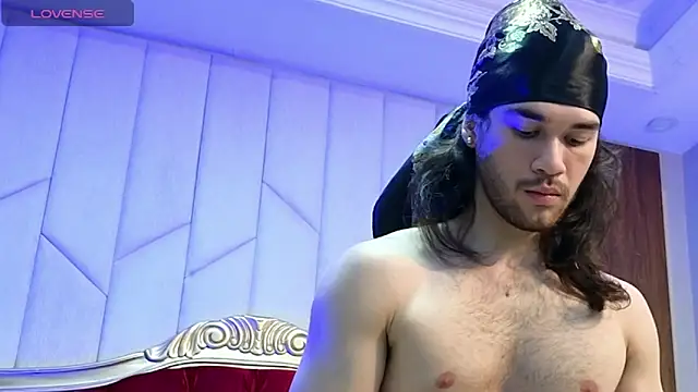 FreyrVik online show from November 24, 4:18 pm