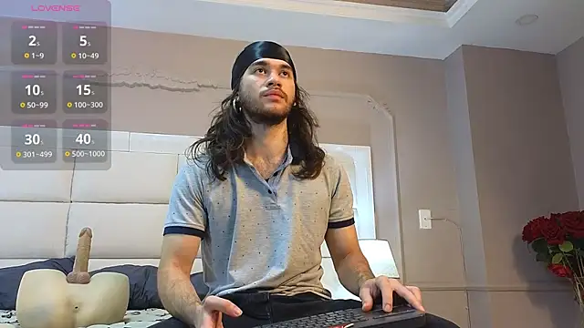 FreyrVik online show from October 22, 11:53 am