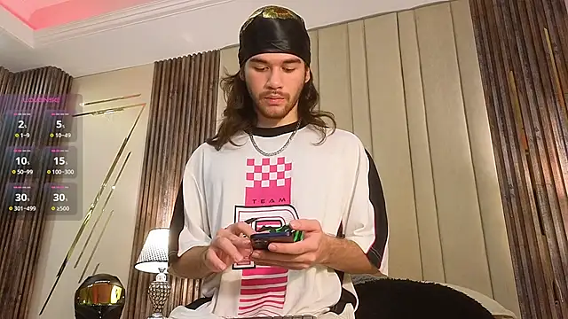 FreyrVik online show from October 15, 7:55 pm