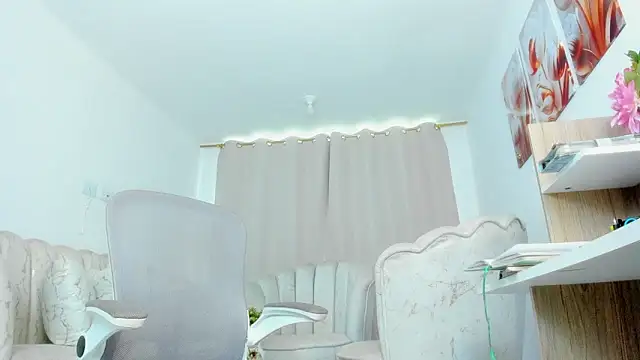 karol f00x online show from January 10, 3:40 pm