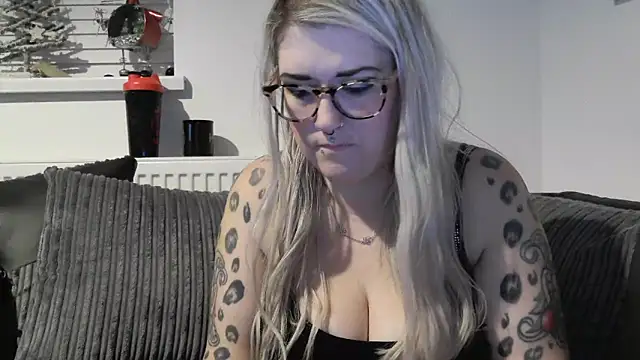 Sizzling Indie36 online show from November 28, 5:24 pm