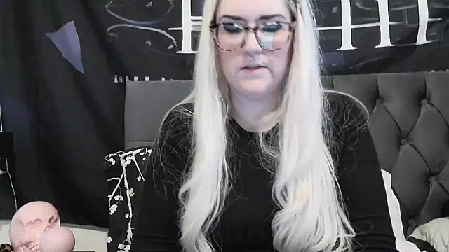 Sizzling Indie36 online show from November 4, 1:48 pm