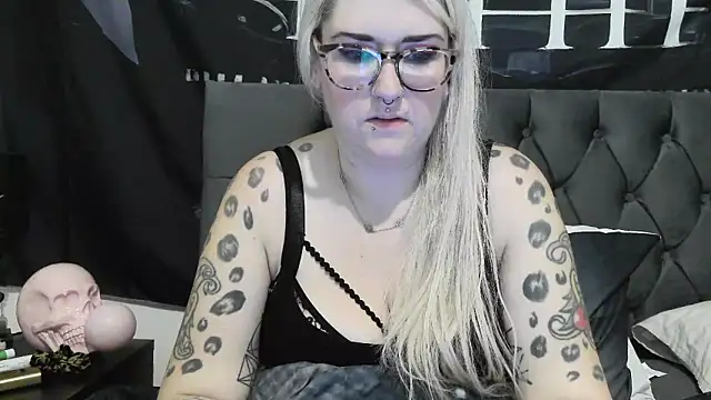 Sizzling Indie36 online show from November 8, 12:25 am