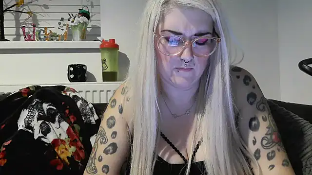 Sizzling Indie36 online show from October 21, 8:30 pm