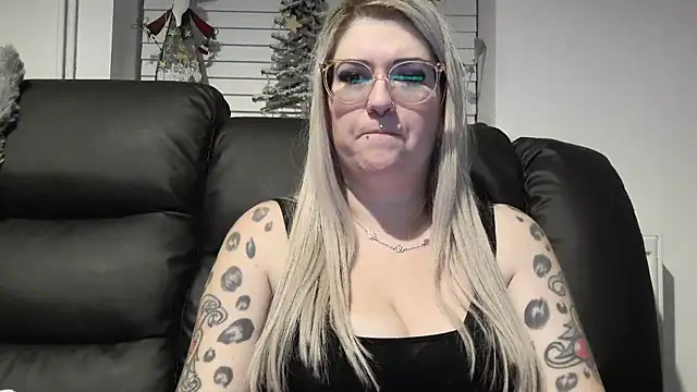 Sizzling Indie36 online show from December 20, 12:35 am